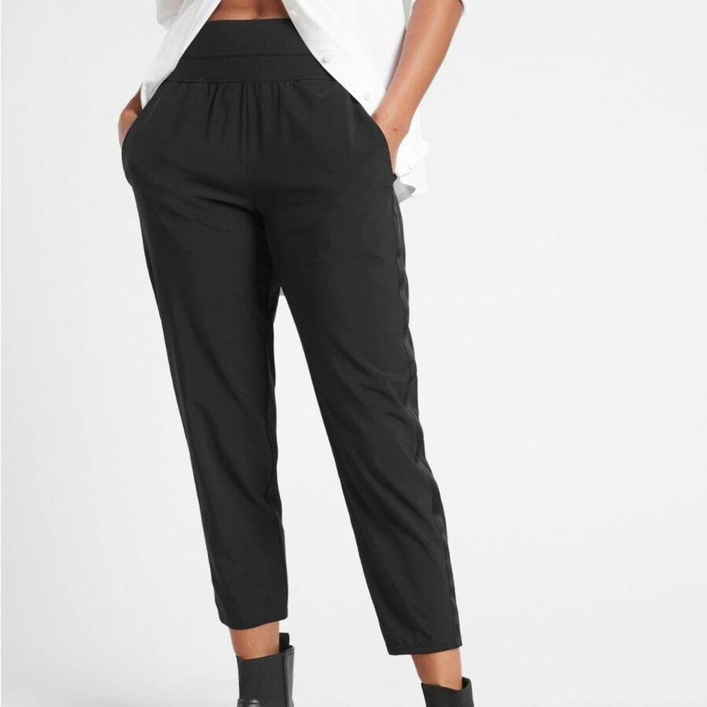 NWT Athleta Nolita Tapered Black Pants - Size 18